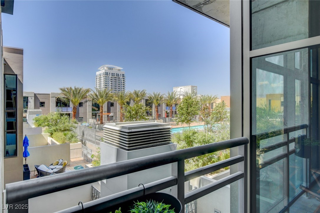 353 East Bonneville Avenue 754