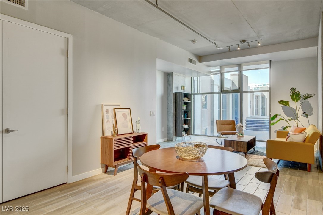 353 East Bonneville Avenue 754