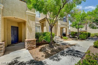 1713 Queen Victoria Street 104