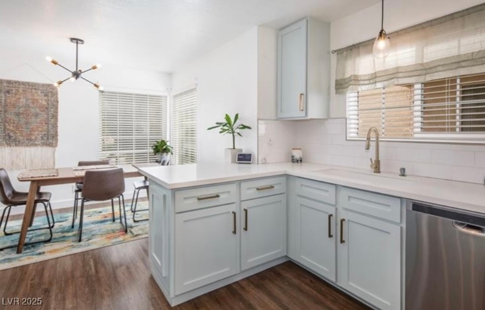 2200 South Fort Apache Road 2217