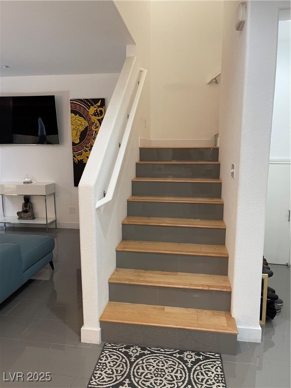 1525 Spiced Wine Avenue 14101