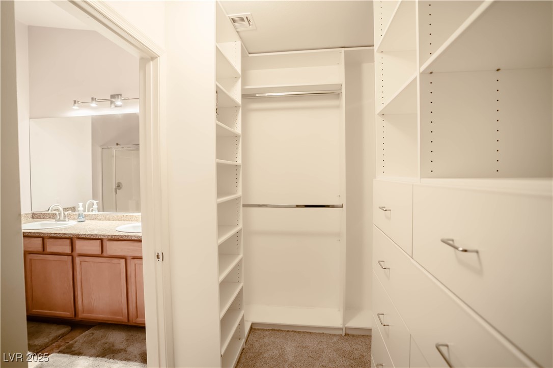 9338 Coral Berry Street