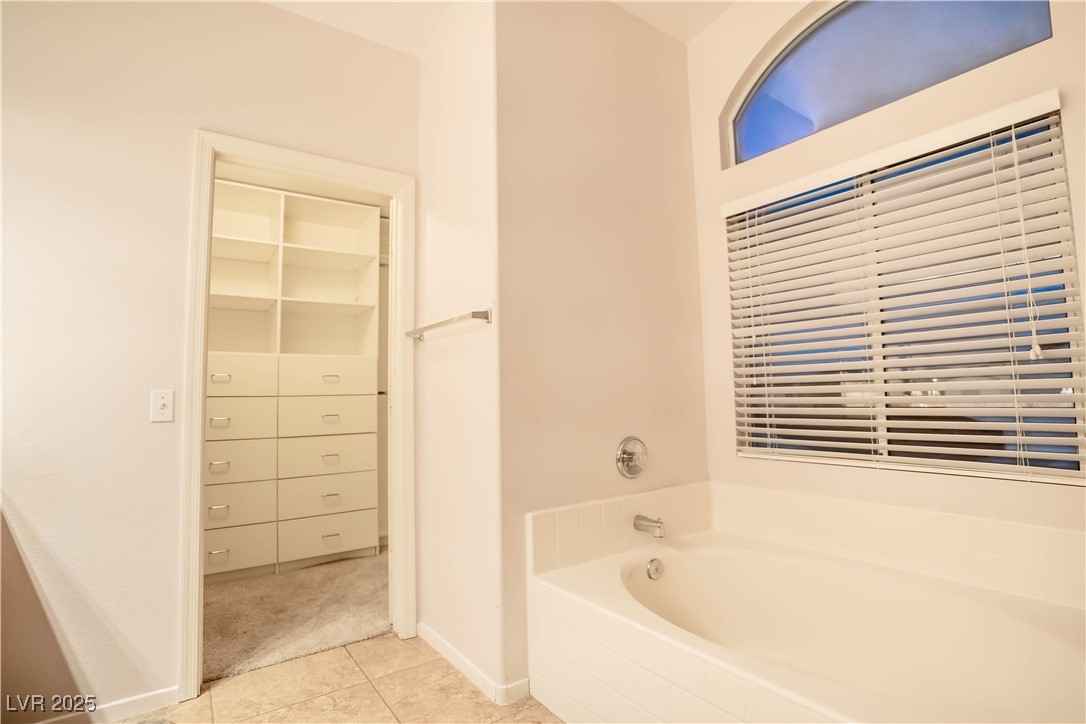 9338 Coral Berry Street