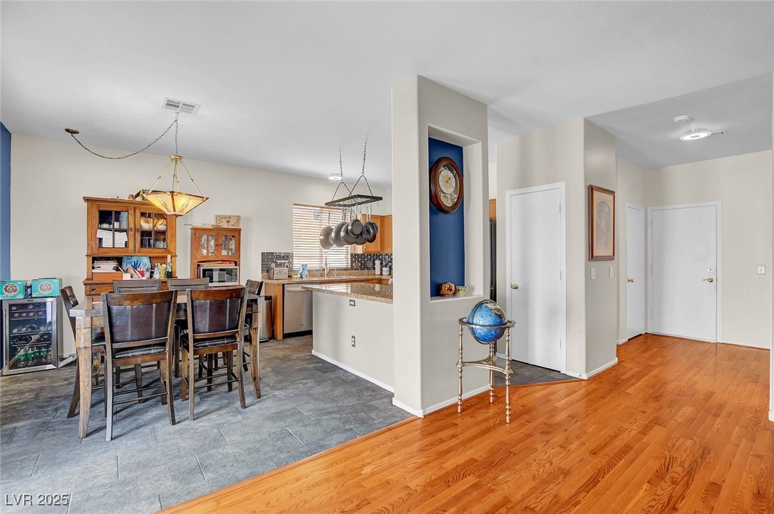 9338 Coral Berry Street