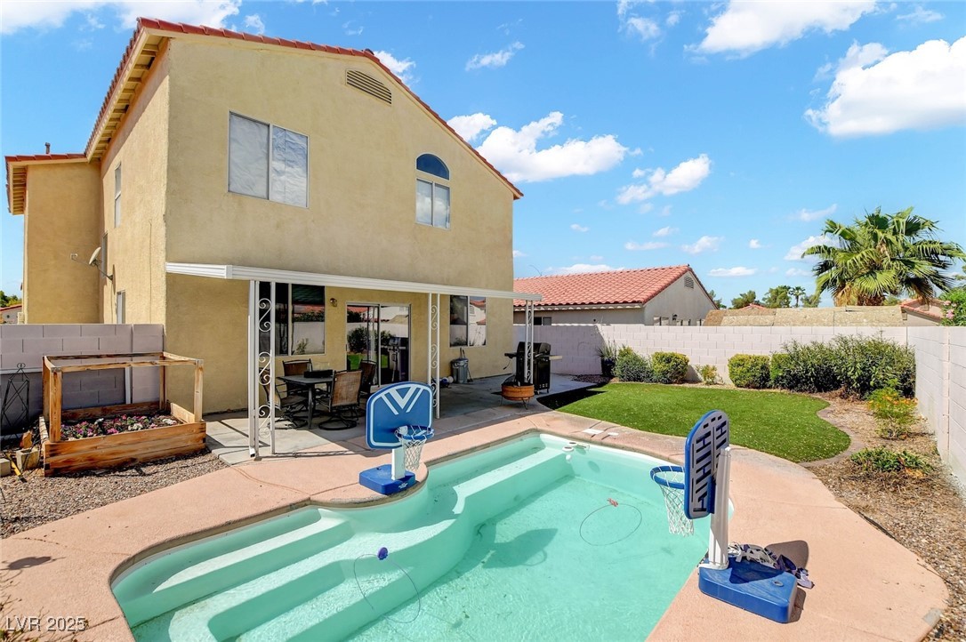 9338 Coral Berry Street