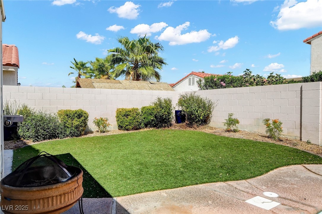 9338 Coral Berry Street