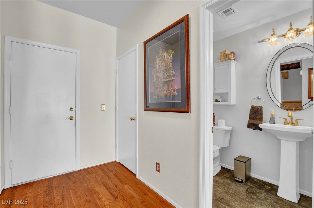 9338 Coral Berry Street