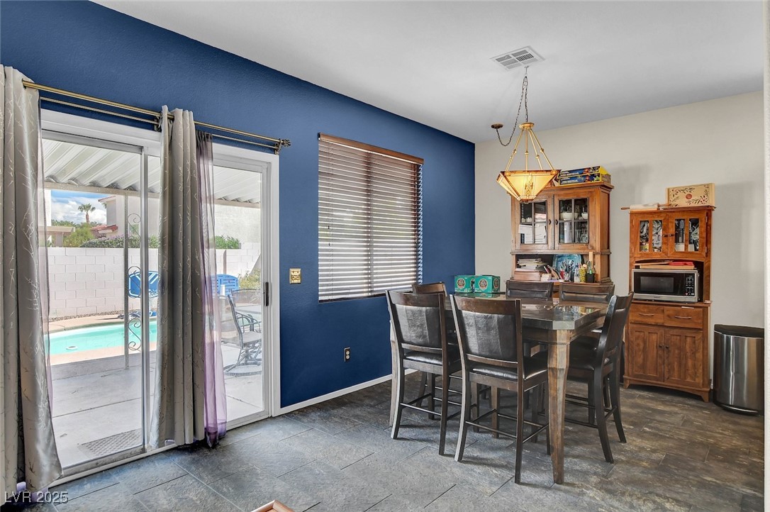 9338 Coral Berry Street