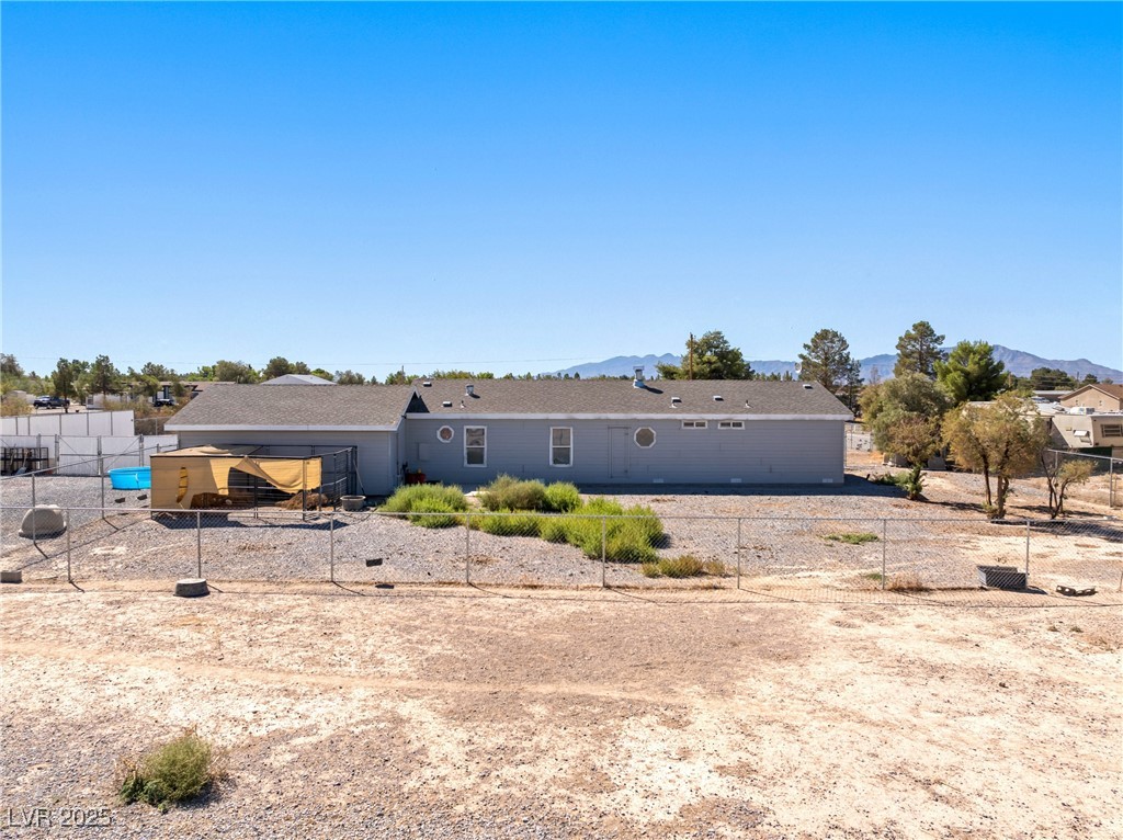 1230 West Greta Boulevard