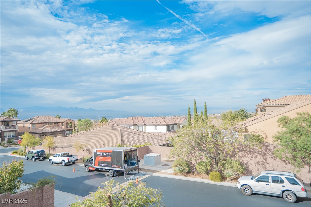 2265 Boutique Avenue