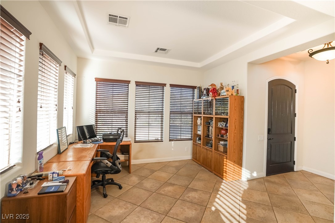 2265 Boutique Avenue