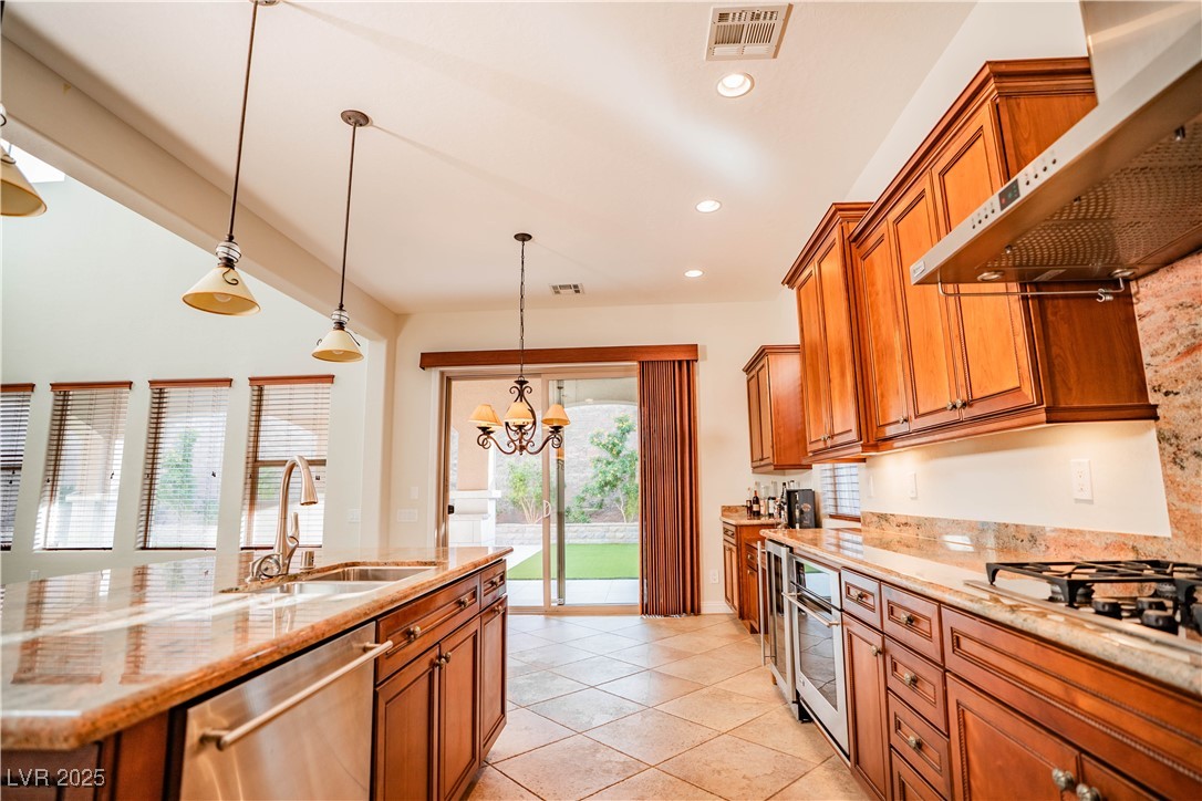 2265 Boutique Avenue