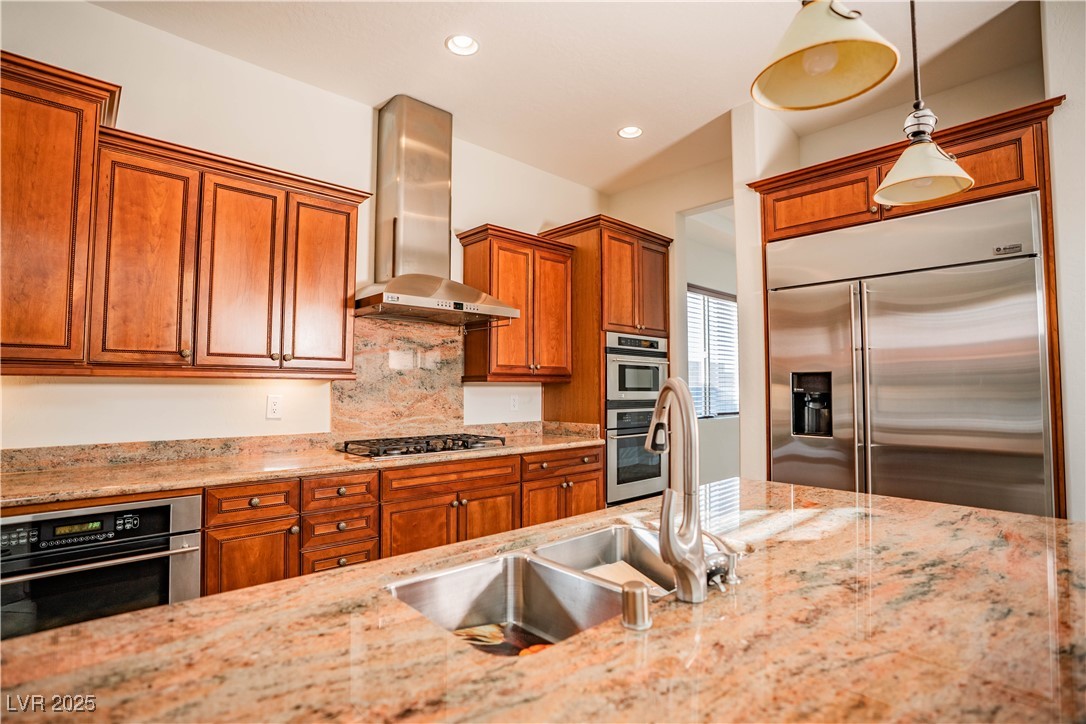 2265 Boutique Avenue