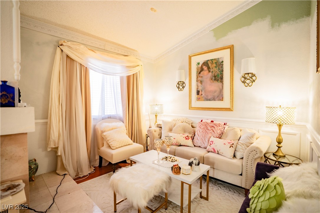 7985 Counterpoint Lane