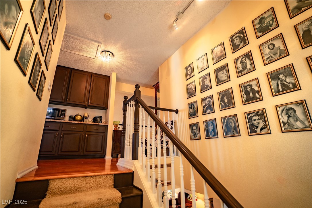 7985 Counterpoint Lane