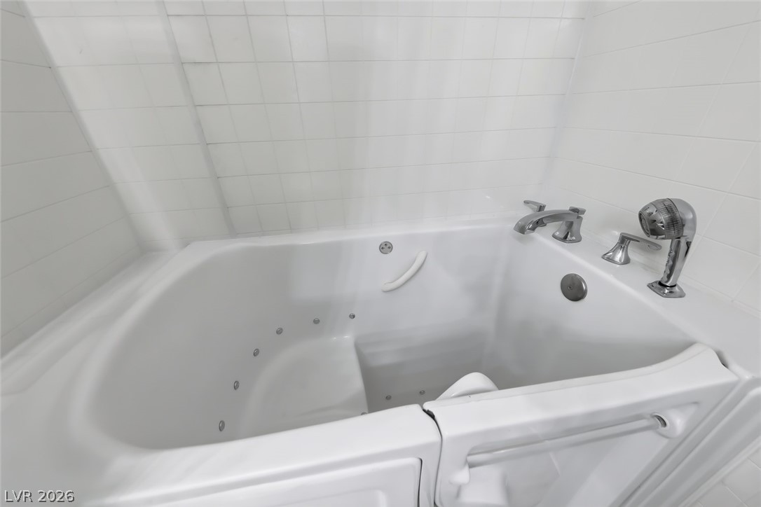 3197 Bellavista Lane