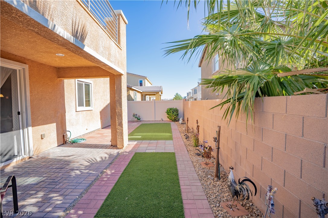 333 Largo Vista Court