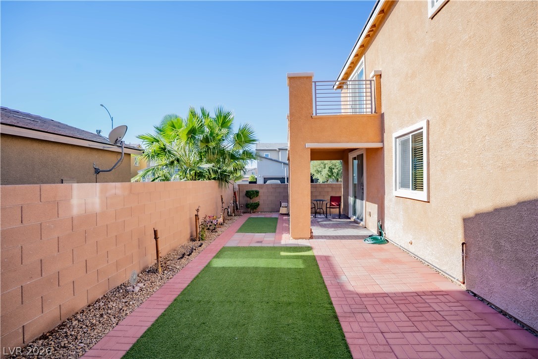 333 Largo Vista Court