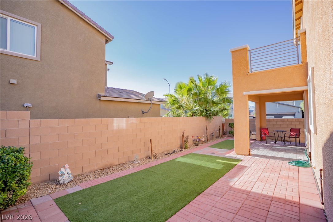 333 Largo Vista Court