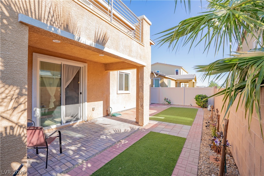 333 Largo Vista Court