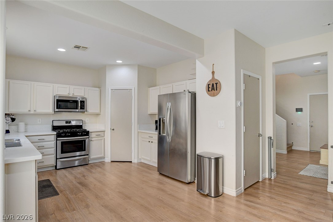 2672 Strichen Avenue