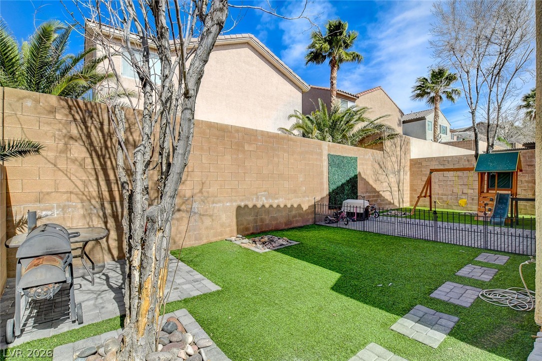 2672 Strichen Avenue