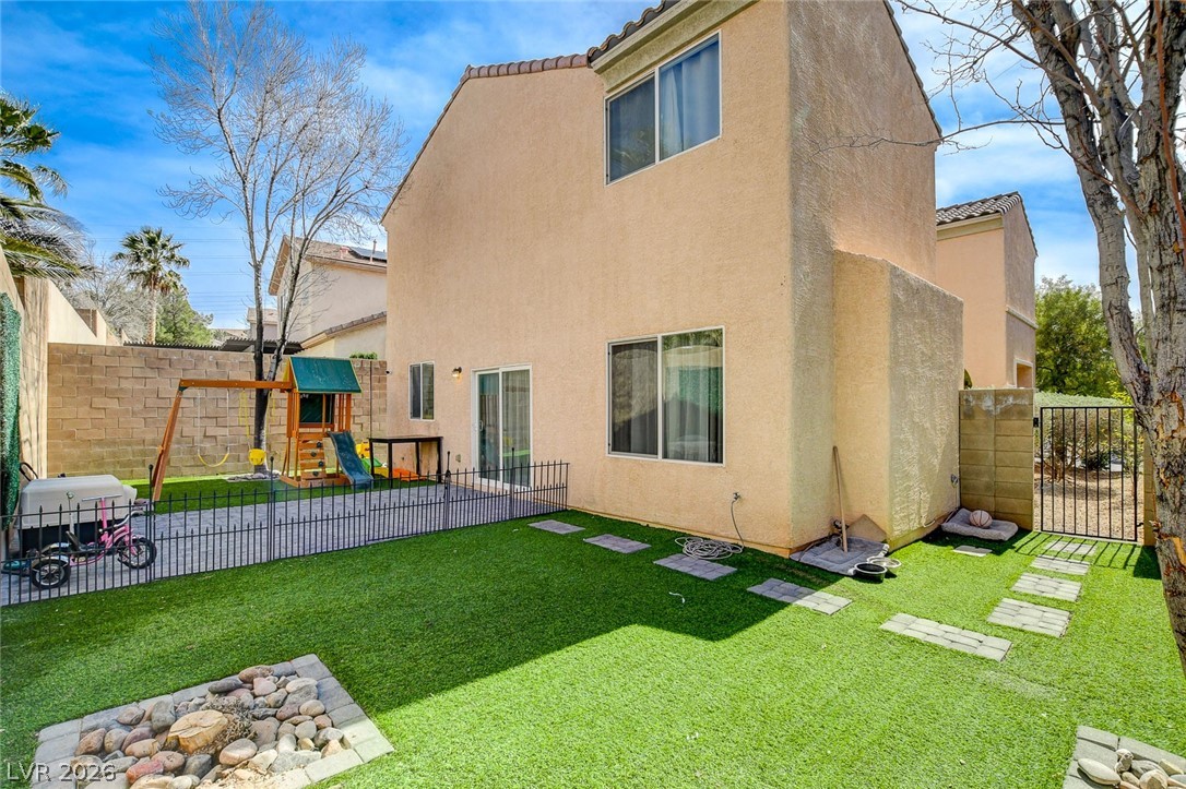 2672 Strichen Avenue