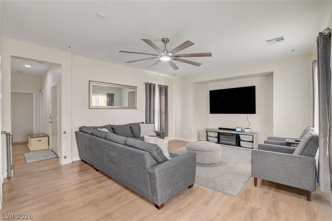 2672 Strichen Avenue