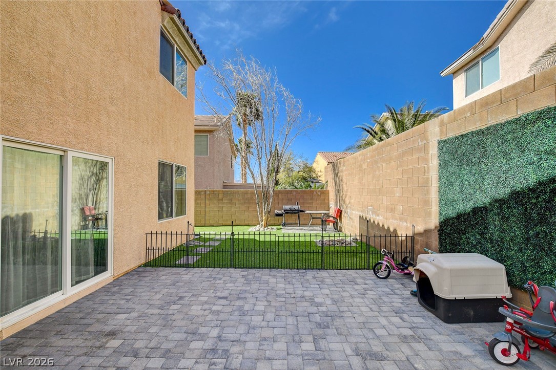 2672 Strichen Avenue