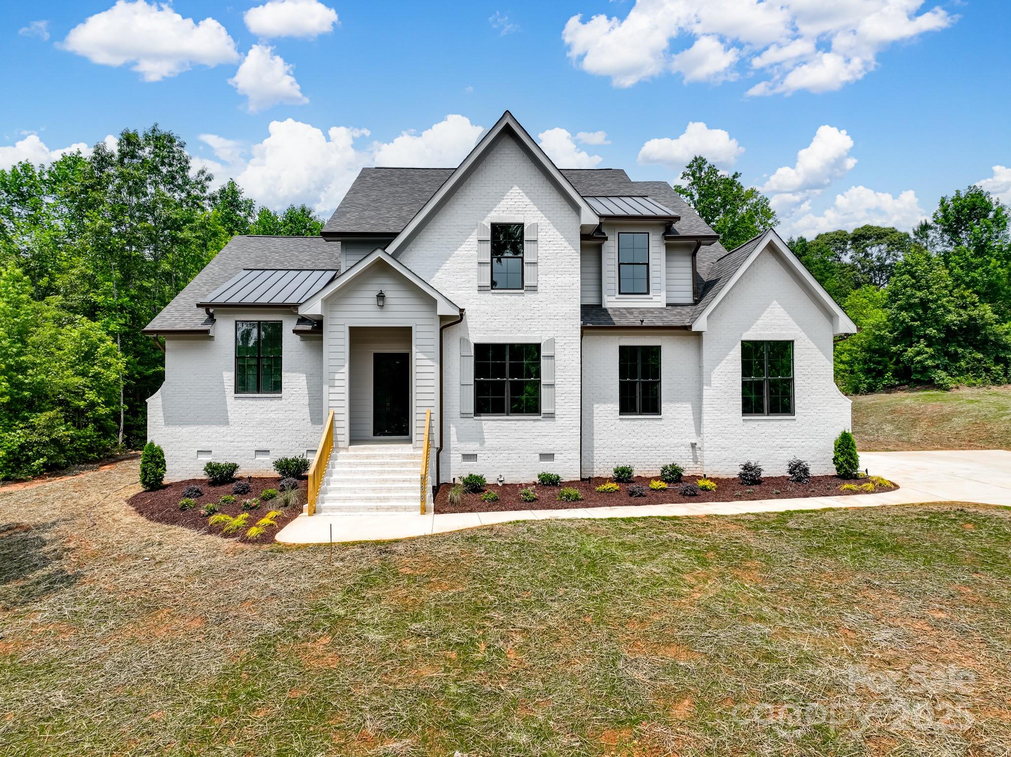 733 Barbary Place