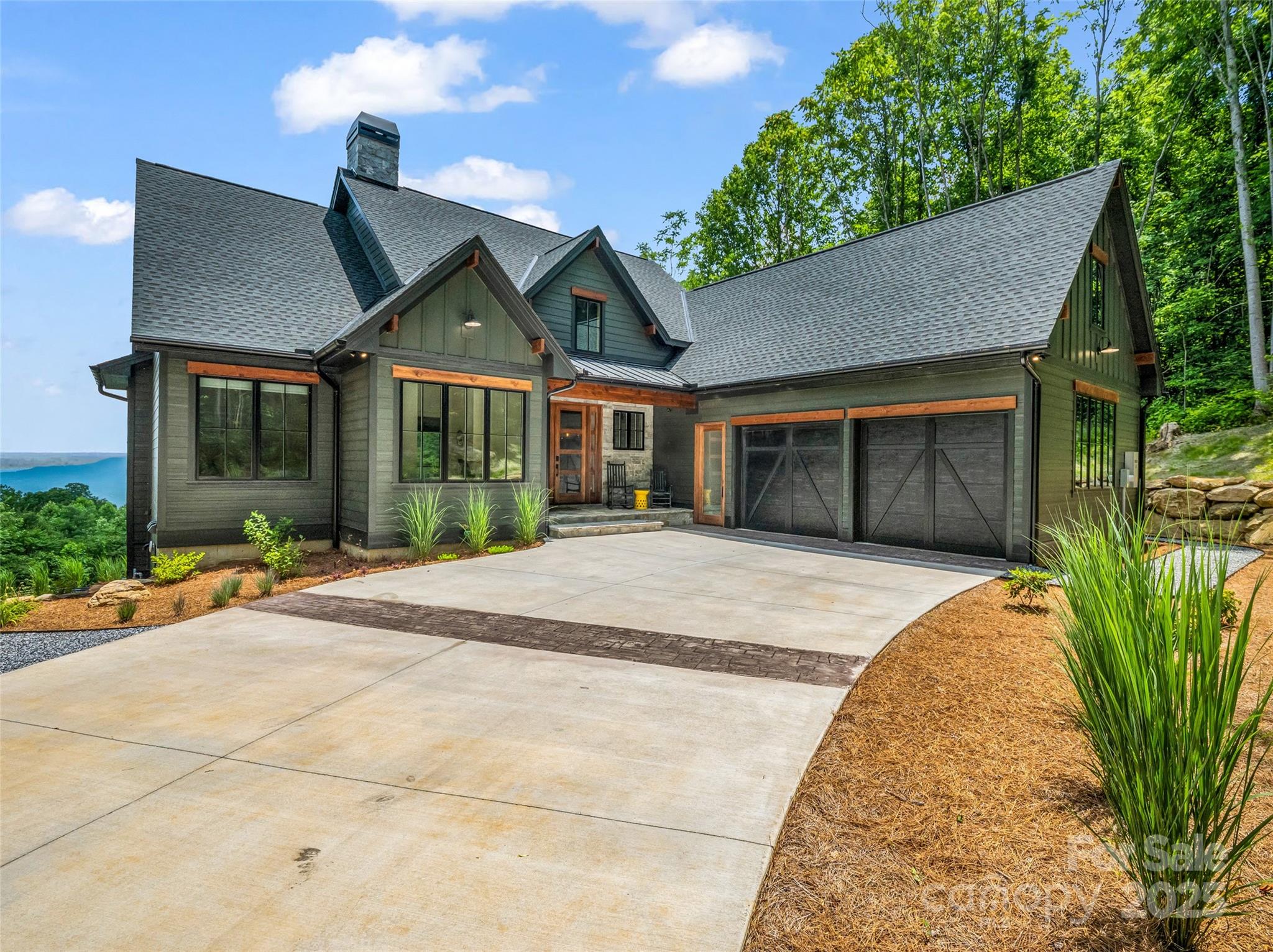 627 Cherry Hill Unit: 201