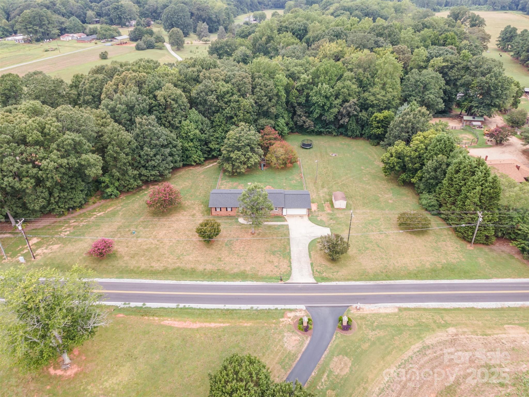 2570 Lipe Road