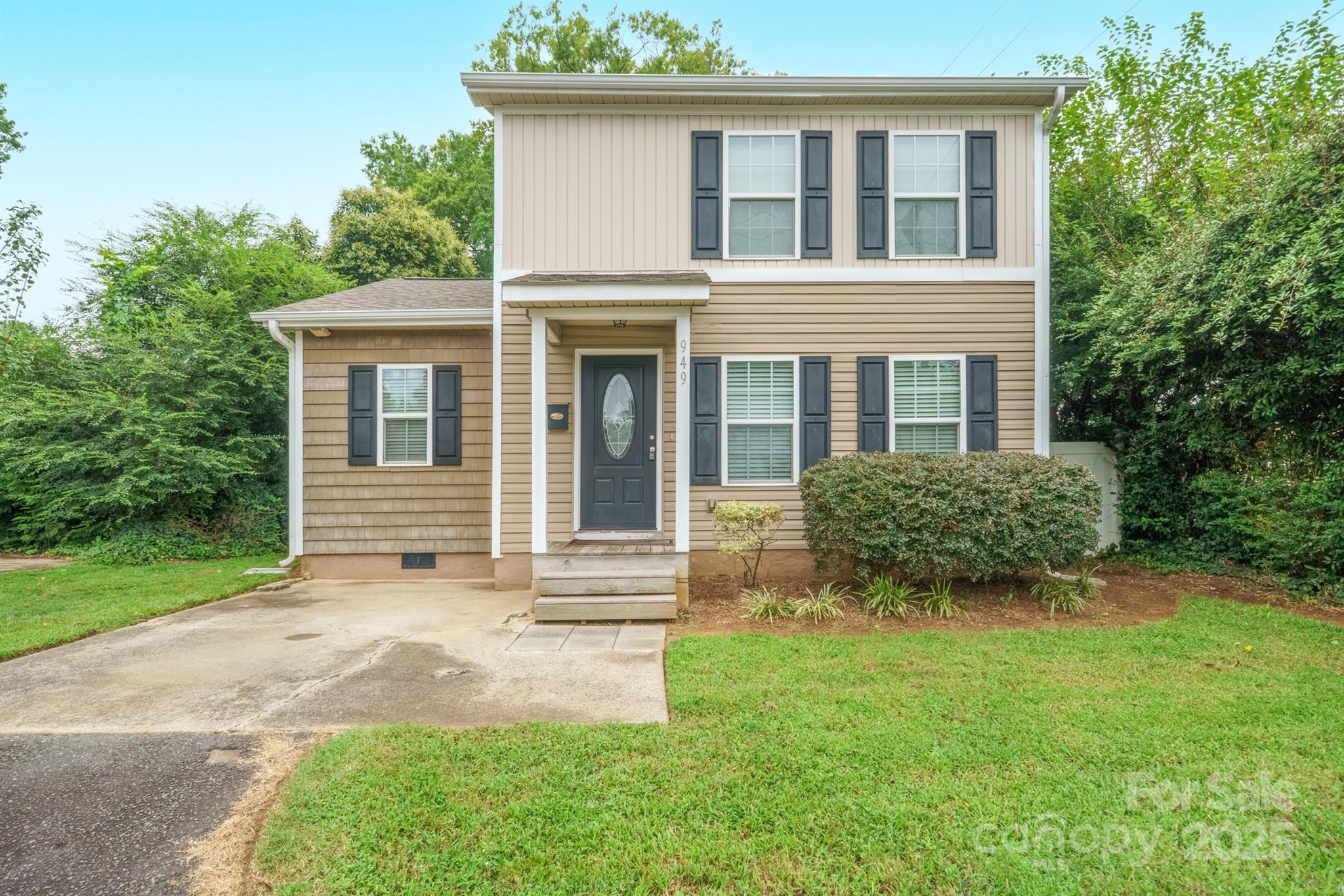 949 Evergreen Lane