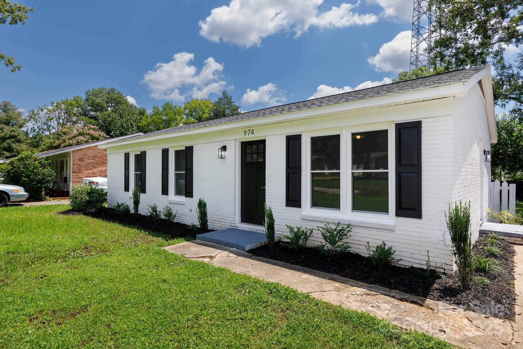 974 Pebble Road