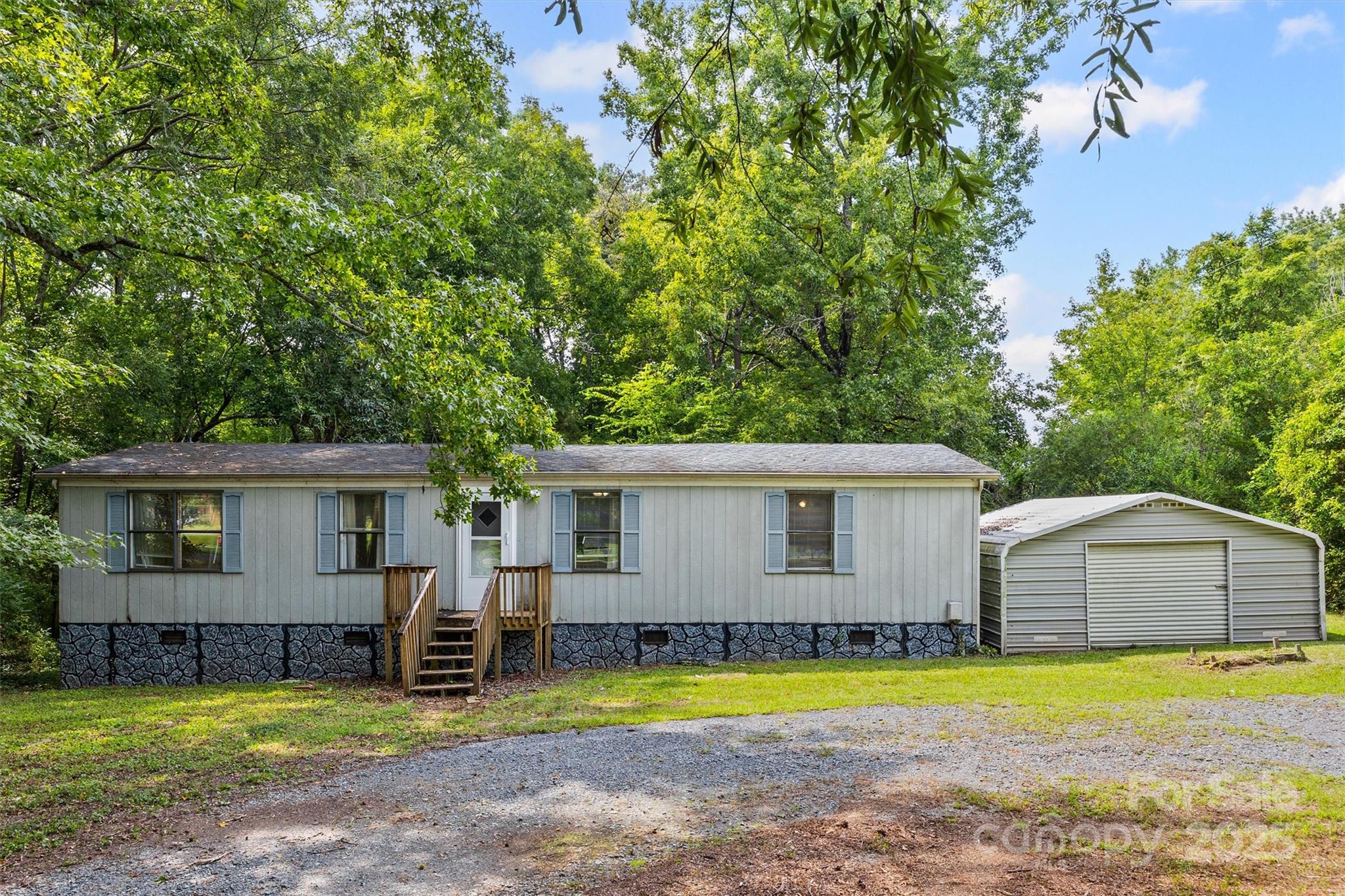 189 Schoolside Drive