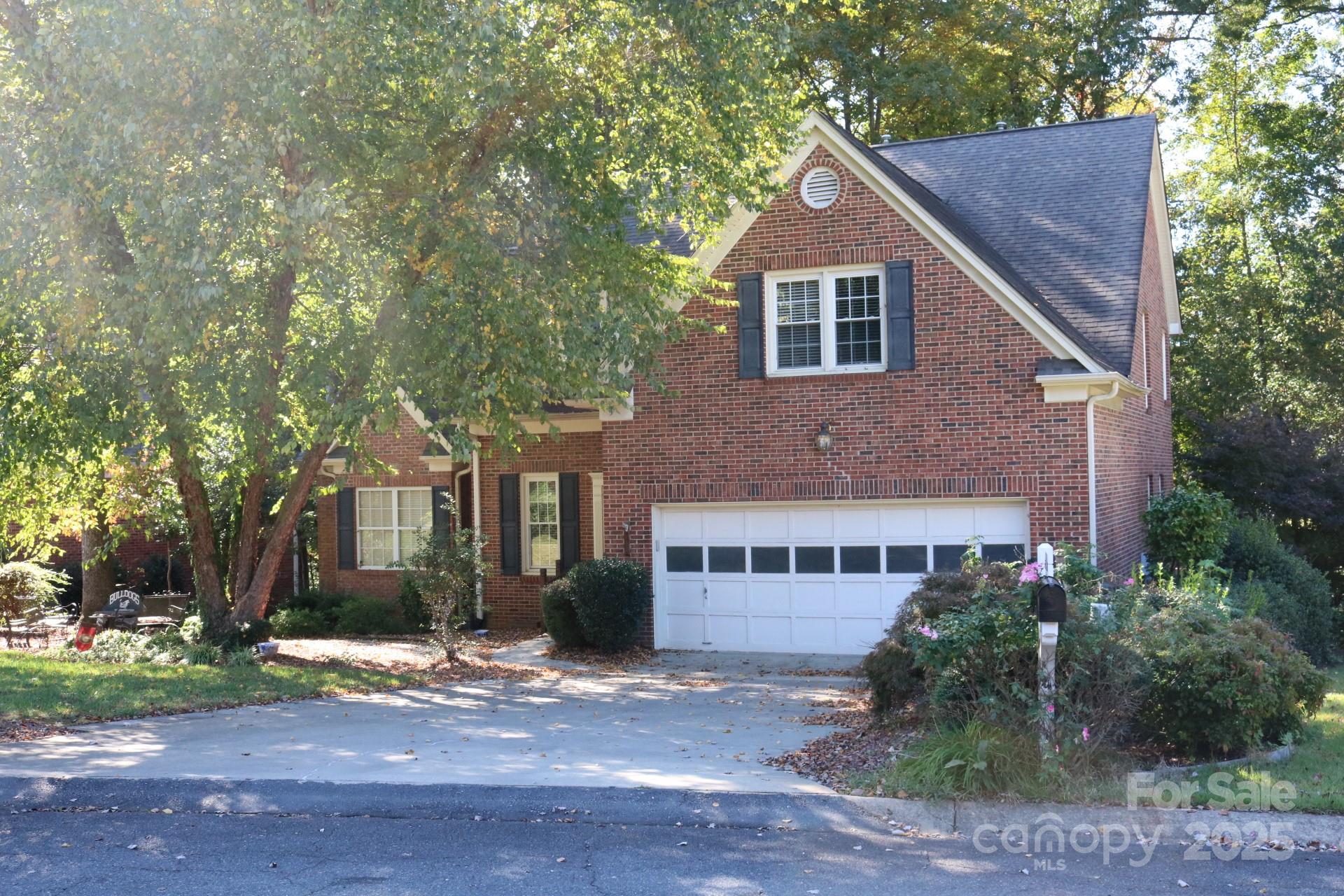 1981 Hamptonwood Road