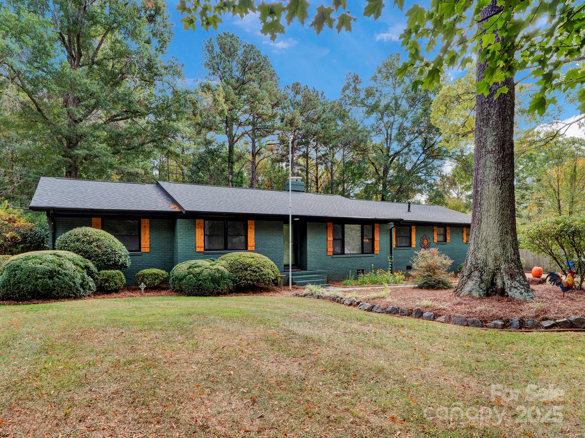 1277 Christopher Circle