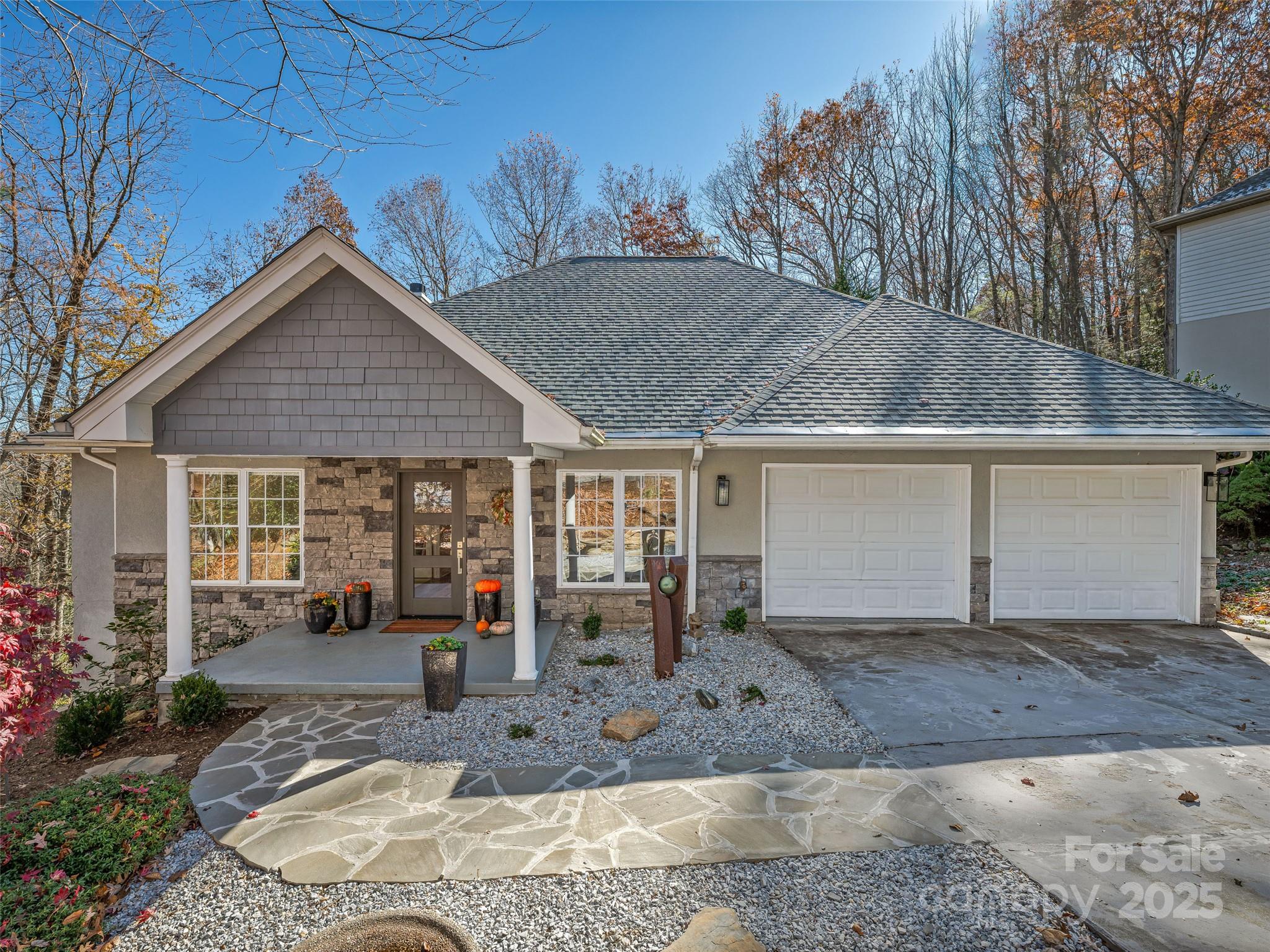 2508 Carriage Falls Court
