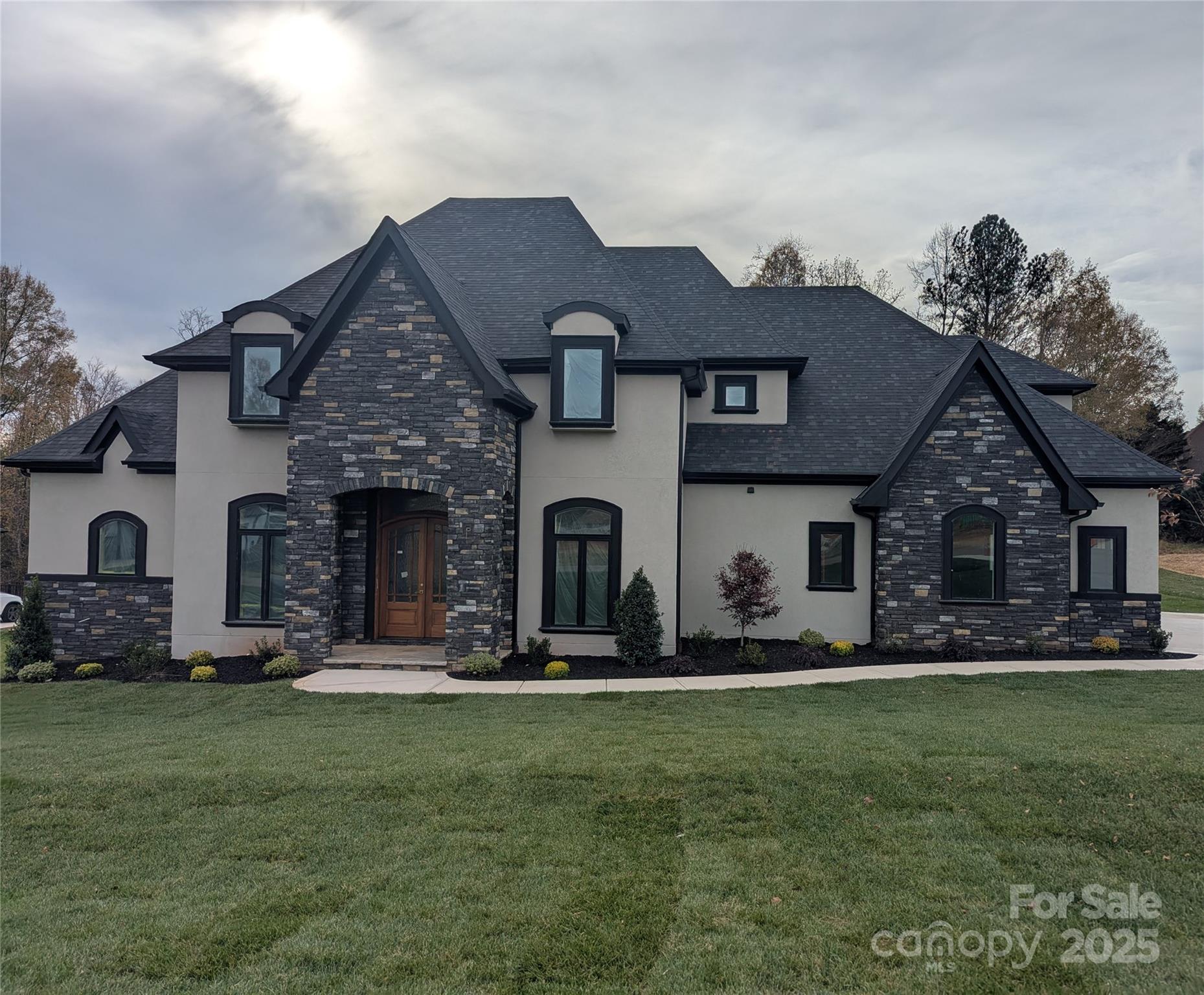 110 Hunts Landing Drive