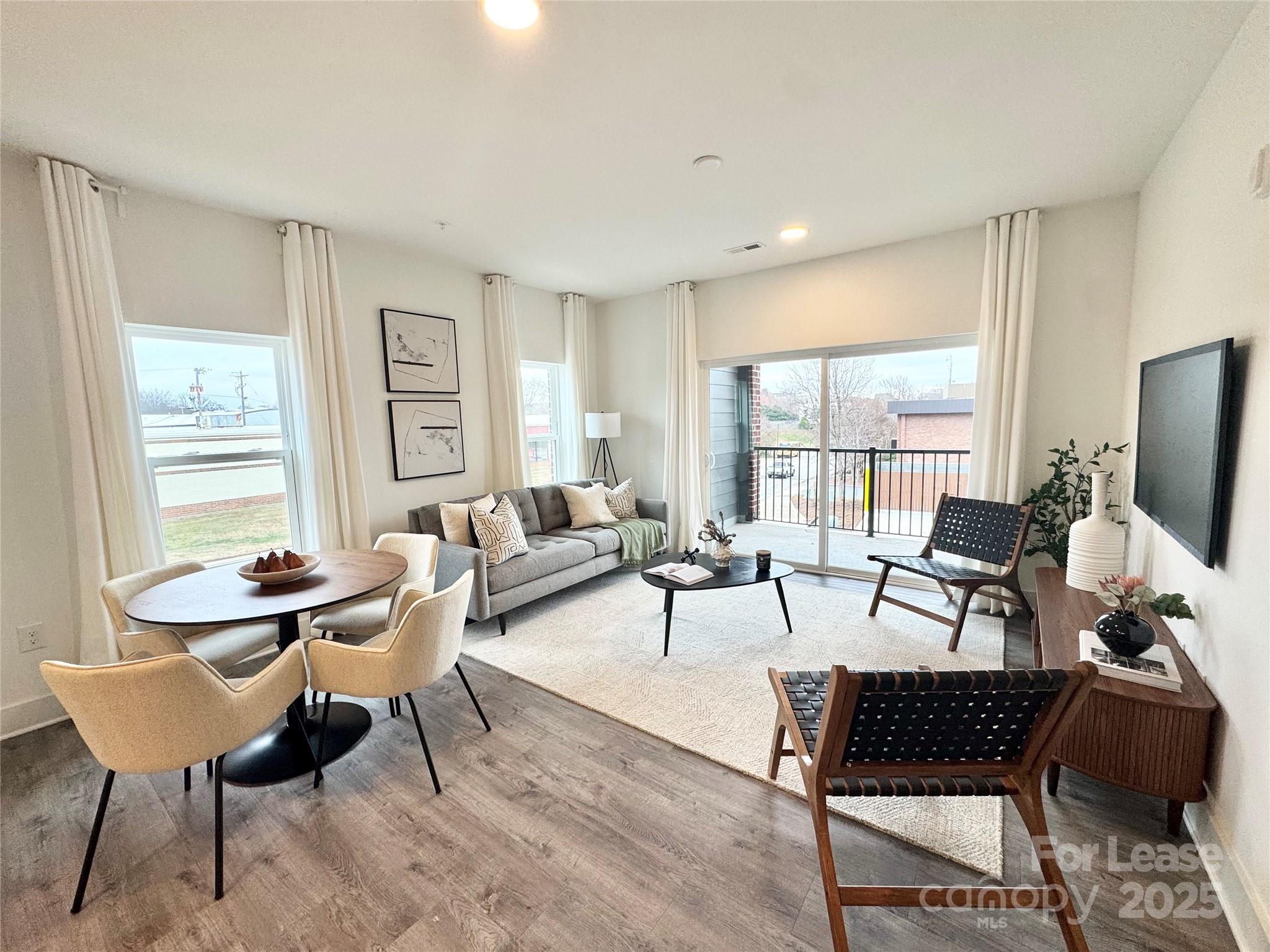 175 W Black Street Unit: 201