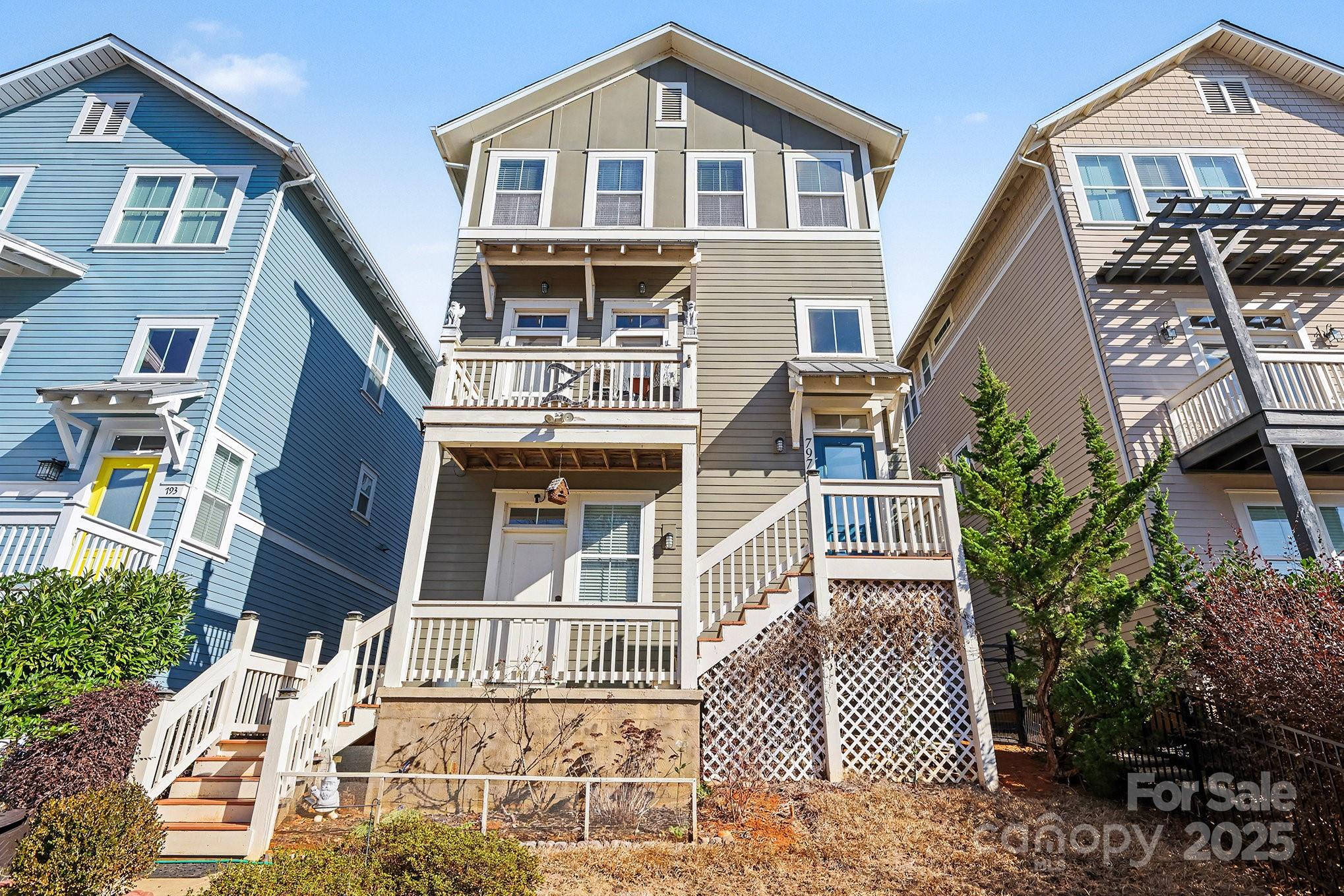 797 Herrons Ferry Road