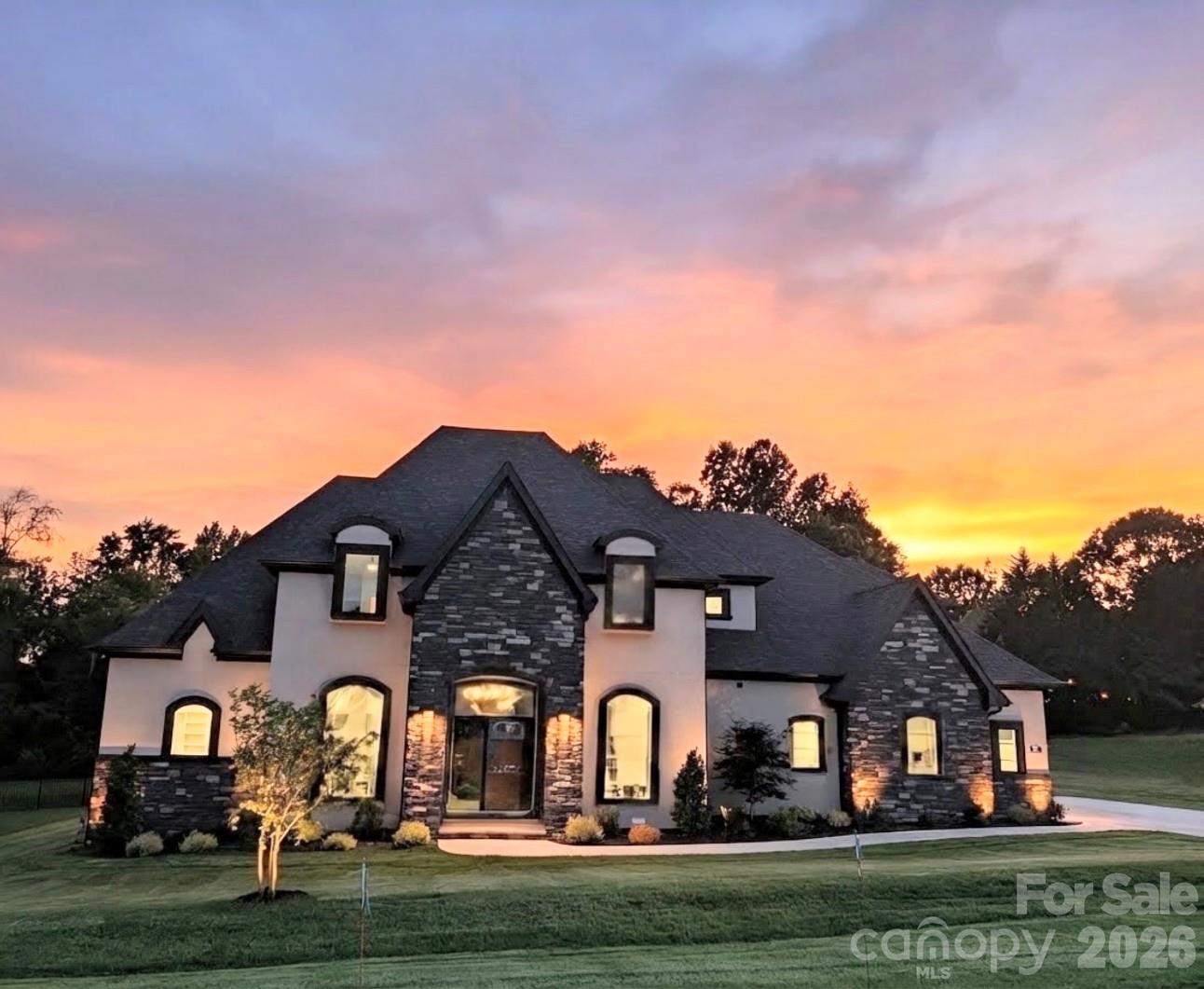 110 Hunts Landing Drive