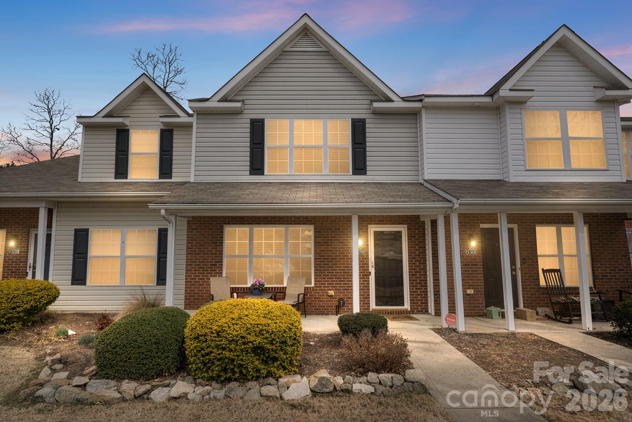 1570 Maypine Commons Way