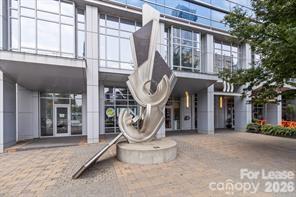 333 W Trade Street Unit: 1401