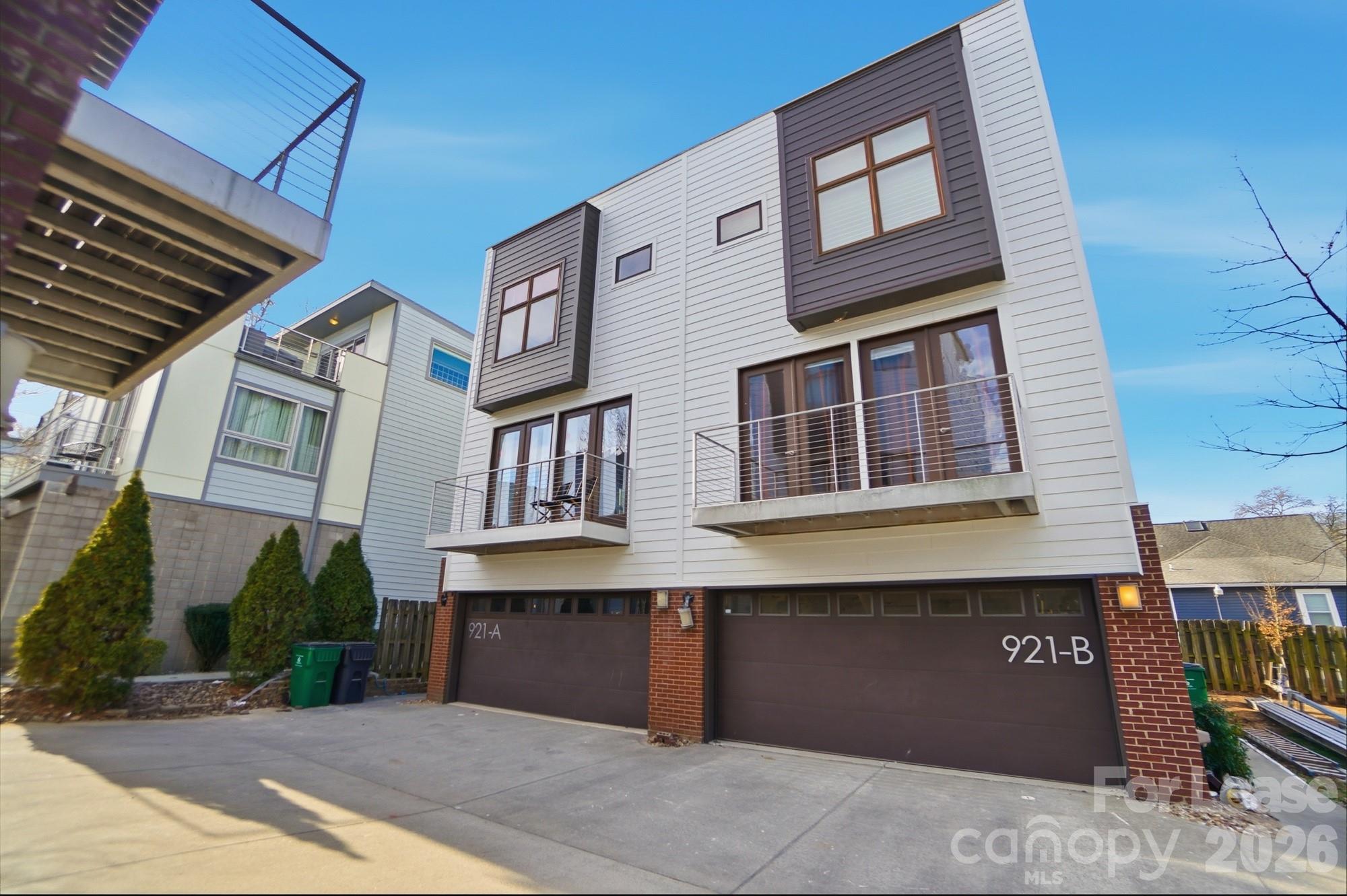 921 Westbrook Drive Unit: B