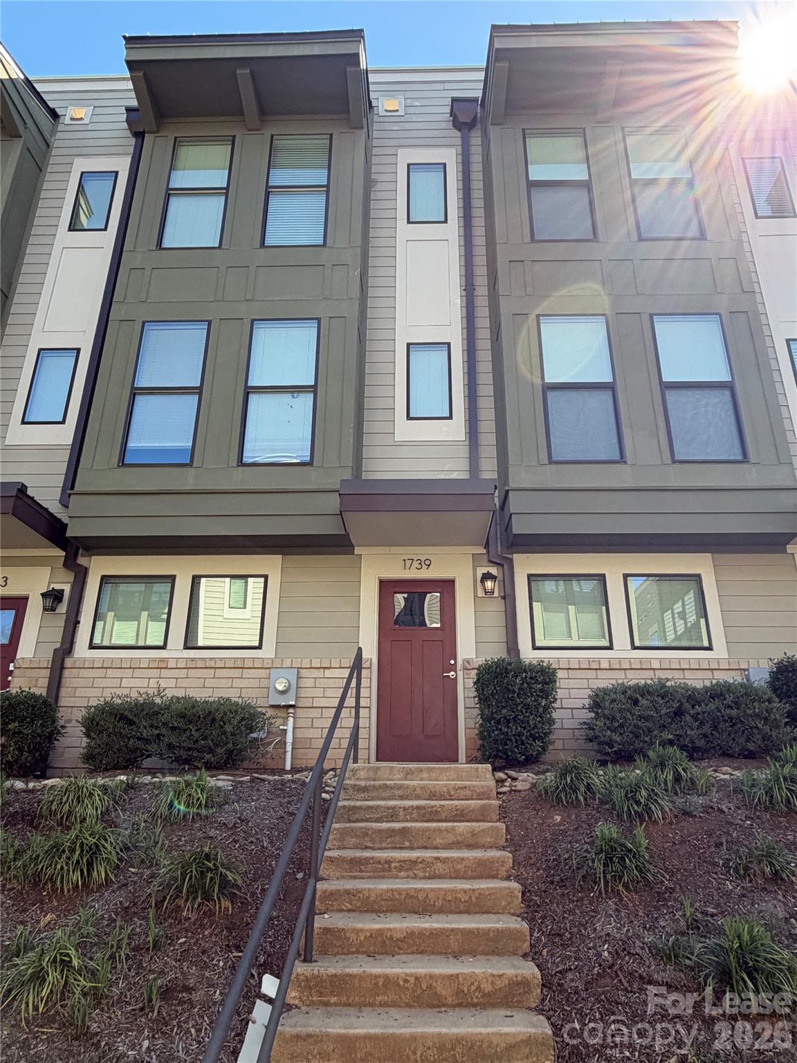 1739 Cannon View Lane