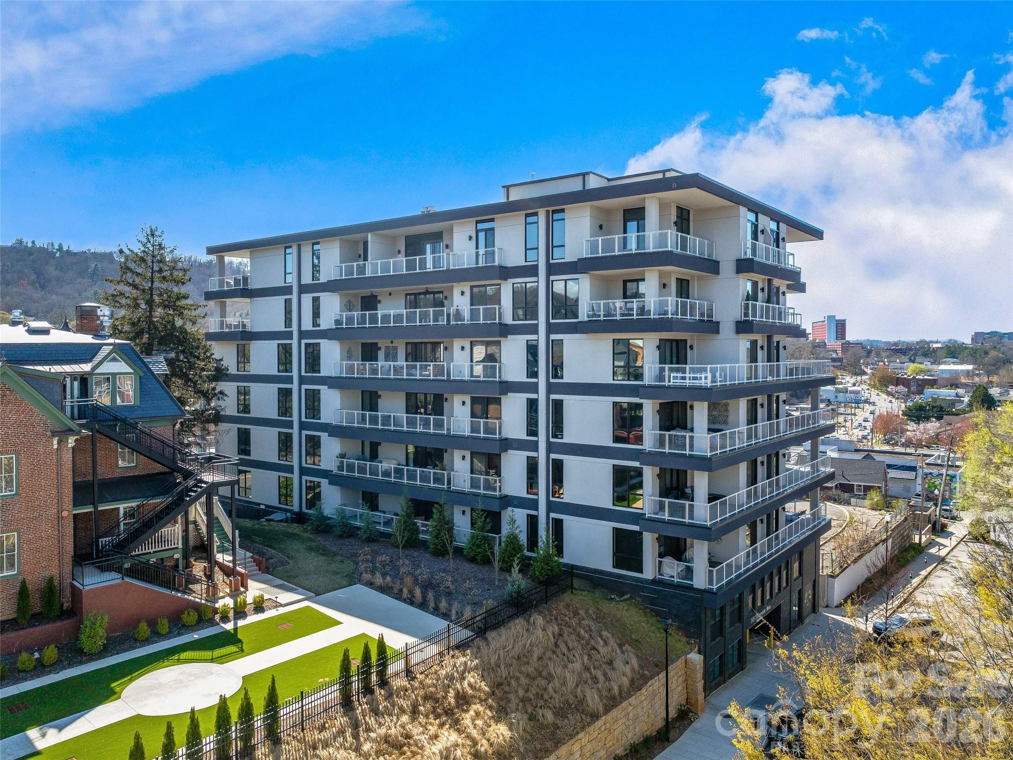 145 Biltmore Avenue Unit: 602
