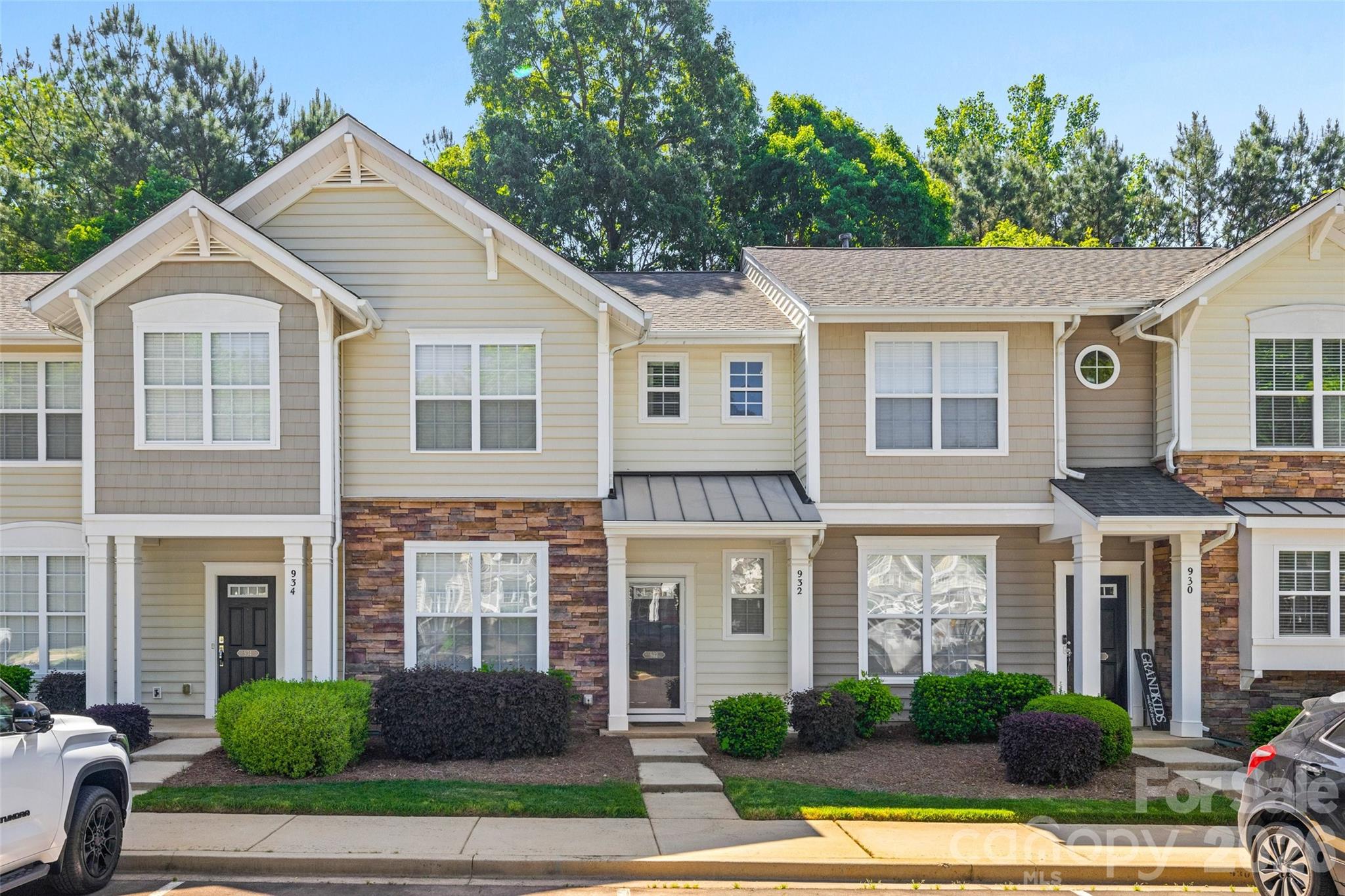 932 Coffee Tree Lane