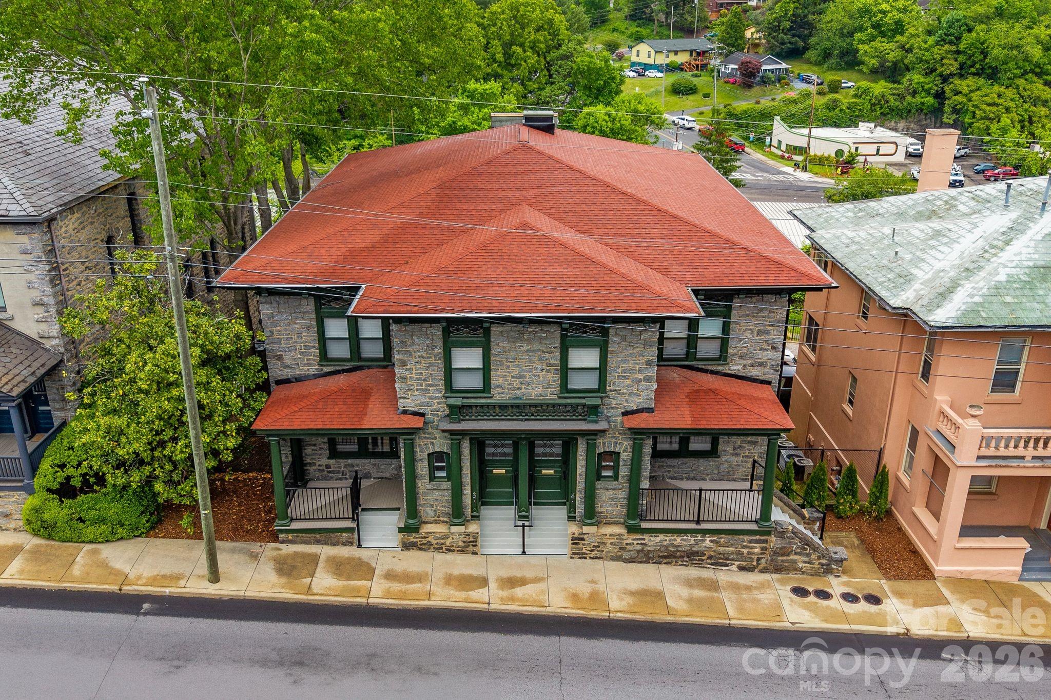 134 Biltmore Avenue Unit: 4