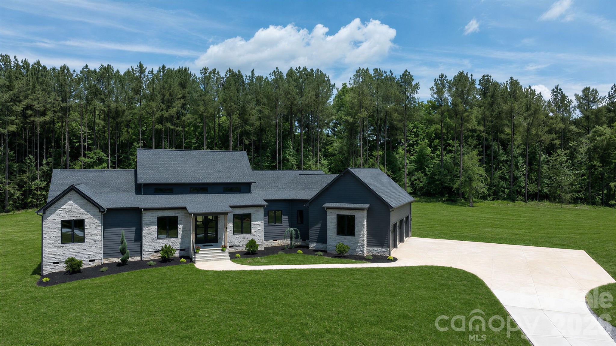 1427 Glasscock Road Unit: LOT#7
